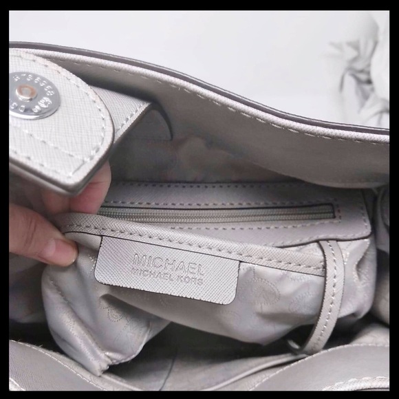 NEW! Michael Kors Hamilton Large North South Tote - Picture 9 of 10